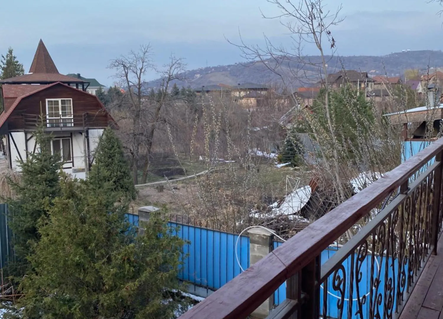 Apartment Cottage house Almaty